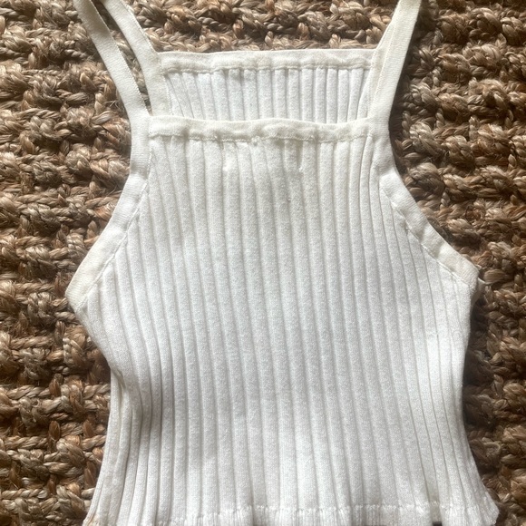 White Ribbed Women's Top - Picture 2 of 2
